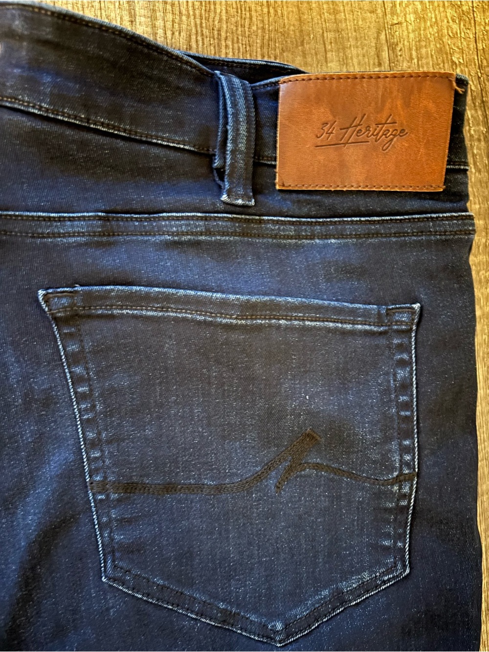 34 Heritage Charisma Jeans- Like new, 38x30, stretch fit - Picture 3 of 6